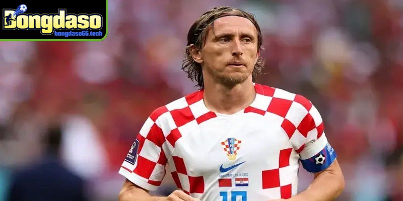 Tiểu sử Luka Modric thăng hoa rực rỡ trong màu áo Gà trống Tottenham